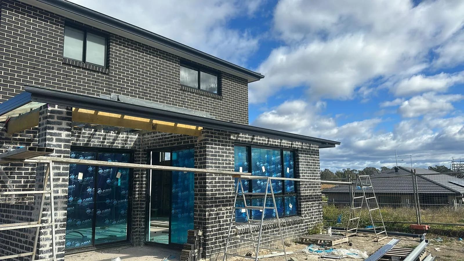 Michael Chen - Roofing customer review